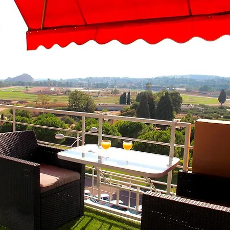 Holiday home Meublee Studiotel *