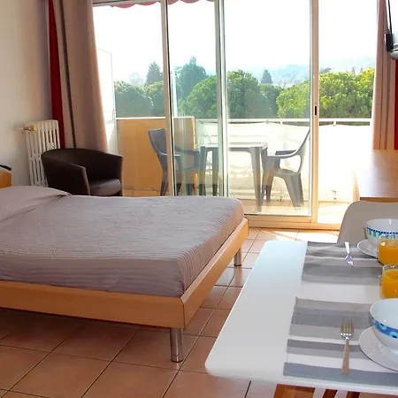 Meublee Studiotel Holiday home *