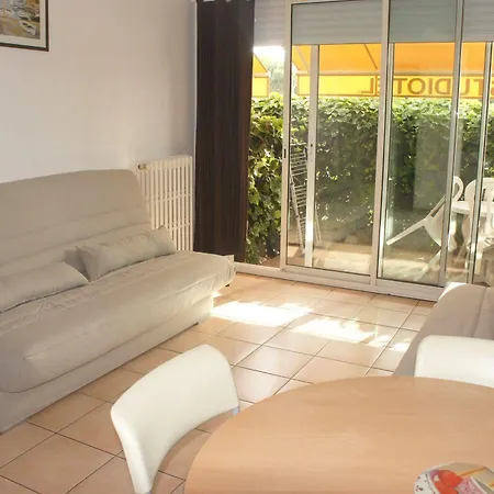 Meublee Studiotel Holiday home