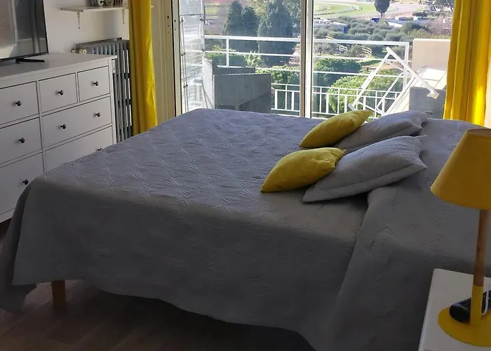 Semesterbostad Meublee Studiotel *